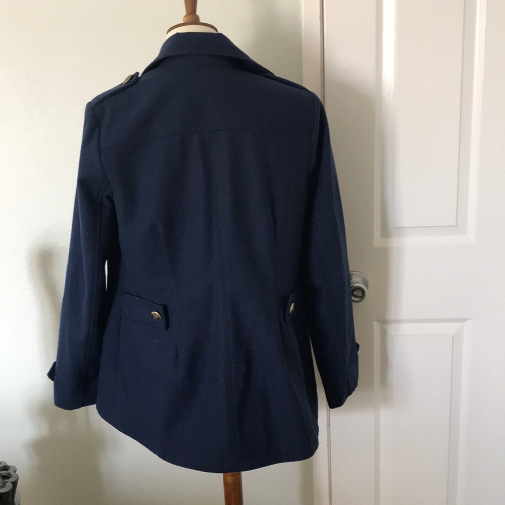 Cabi - Picture 2 of 4